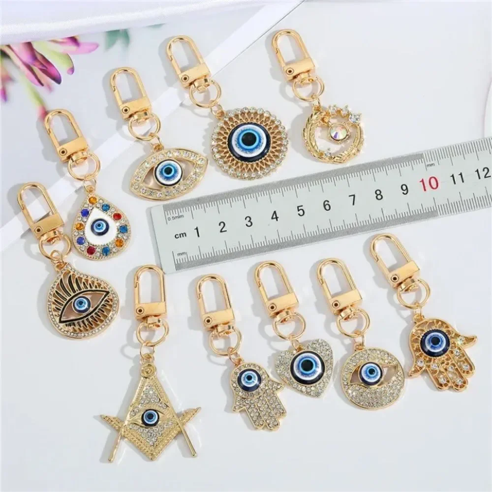 Rainbow Evil Eye Hamsa Hand Keychain Key Ring NWT Zinc alloy Rhinestone